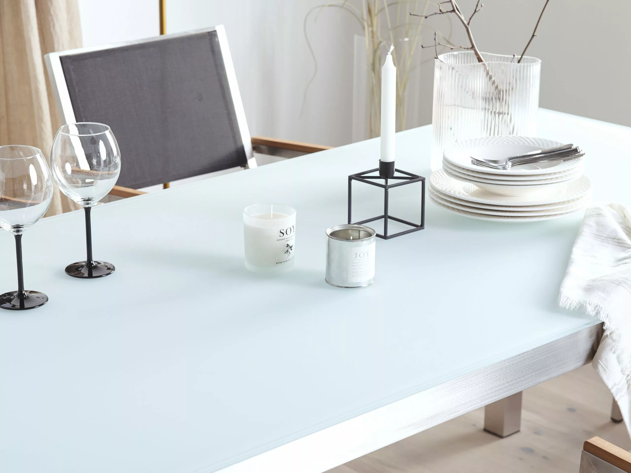 Beliani 6-istuttava Ulkoruokailuryhmä Valkoinen Lasitaso Tekstiilituolit Valkoinen/musta GROSSETO - Image 5