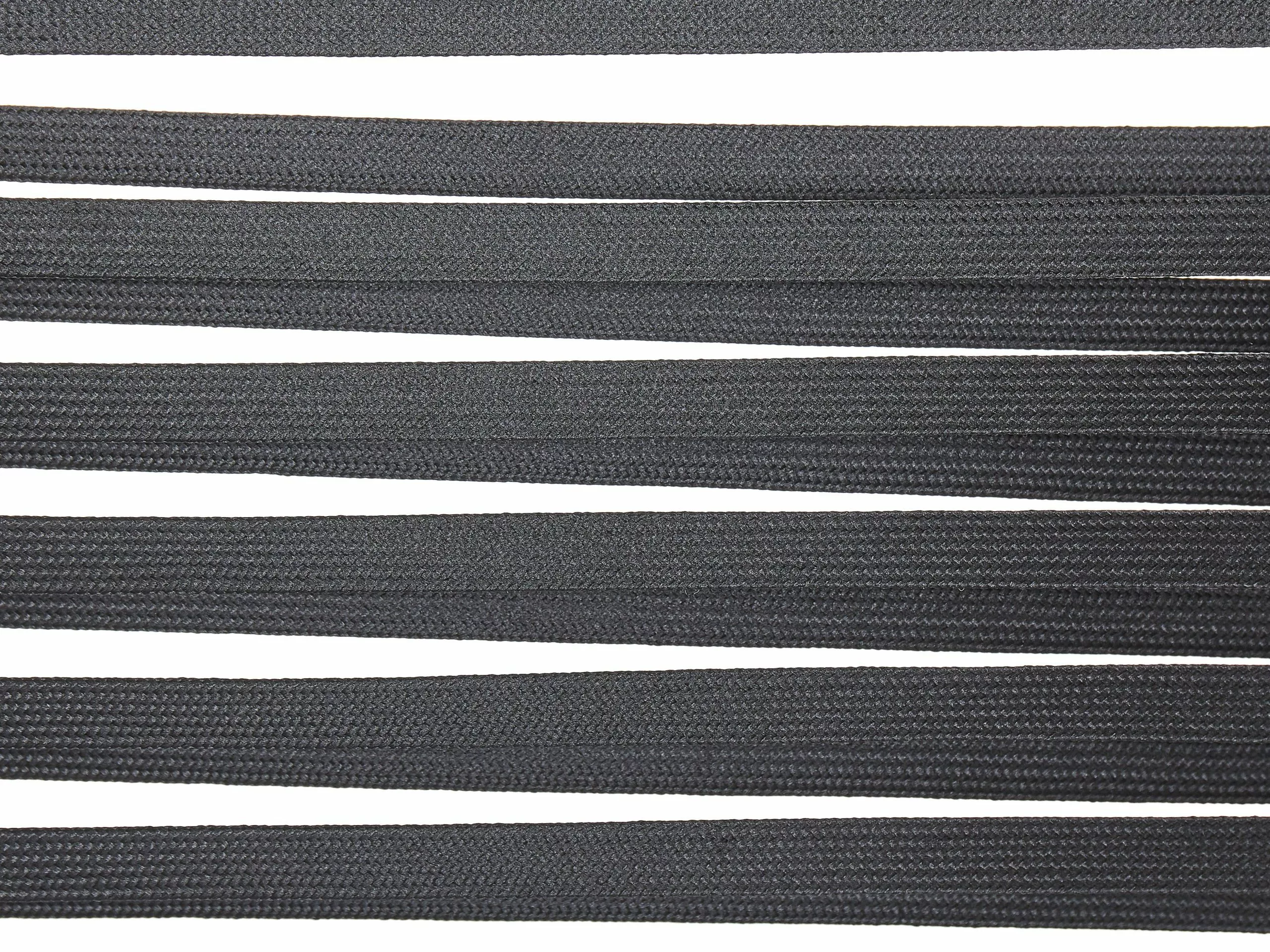 Beliani 4-istuttava Ulkoruokailuryhmä Alumiini Musta CANETTO - Image 9