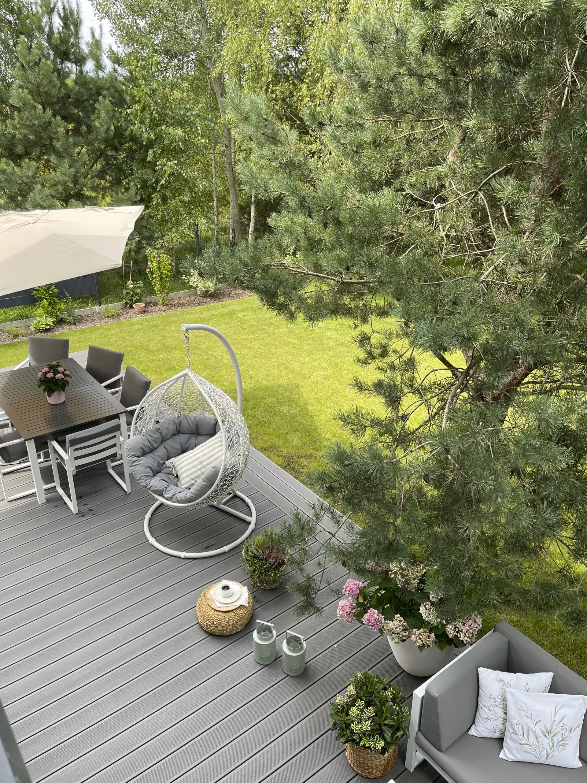 Beliani Puutarhapöytäryhmä Jatkettava Pöytä Ja 6 Tuolia PANCOLE - Image 7