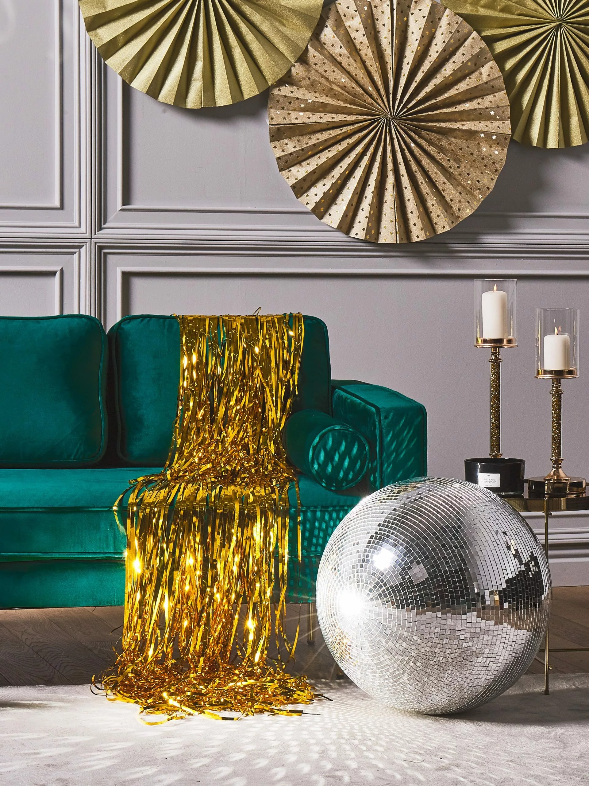 Beliani Divaani Sametti Oikeak. Smaragdinvihreä MIRAMAS - Image 3